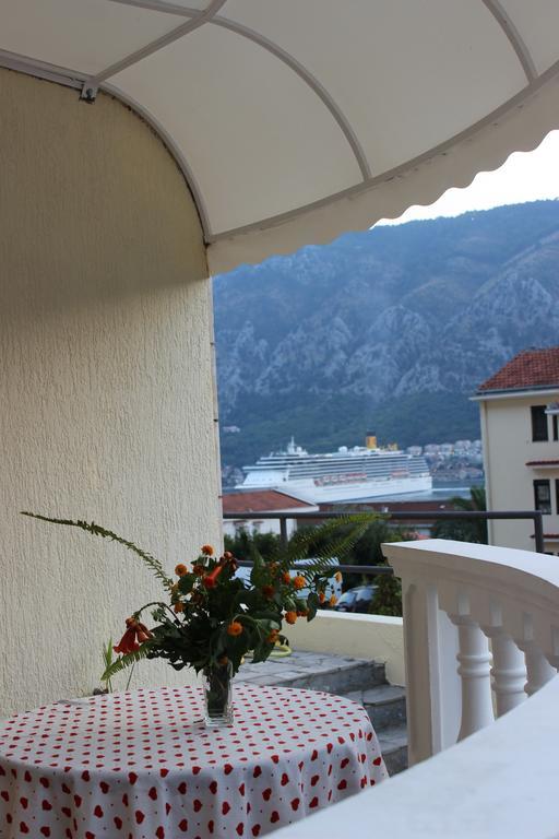 Art Guesthouse Kotor Eksteriør billede