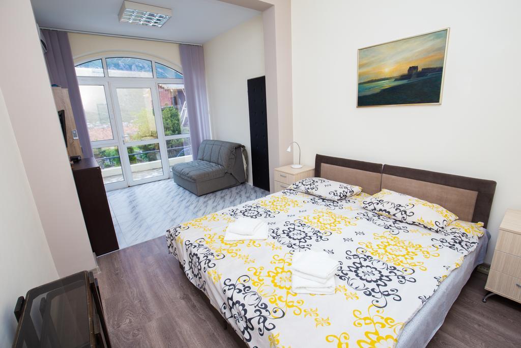 Art Guesthouse Kotor Eksteriør billede