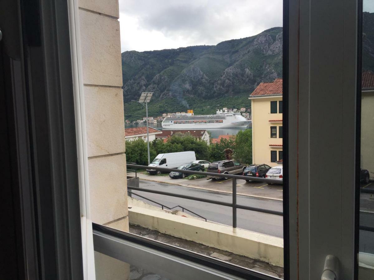 Art Guesthouse Kotor Eksteriør billede